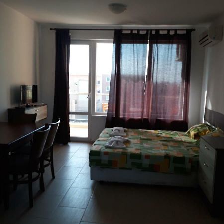 Anna Marina Apartments Свети-Влас Экстерьер фото