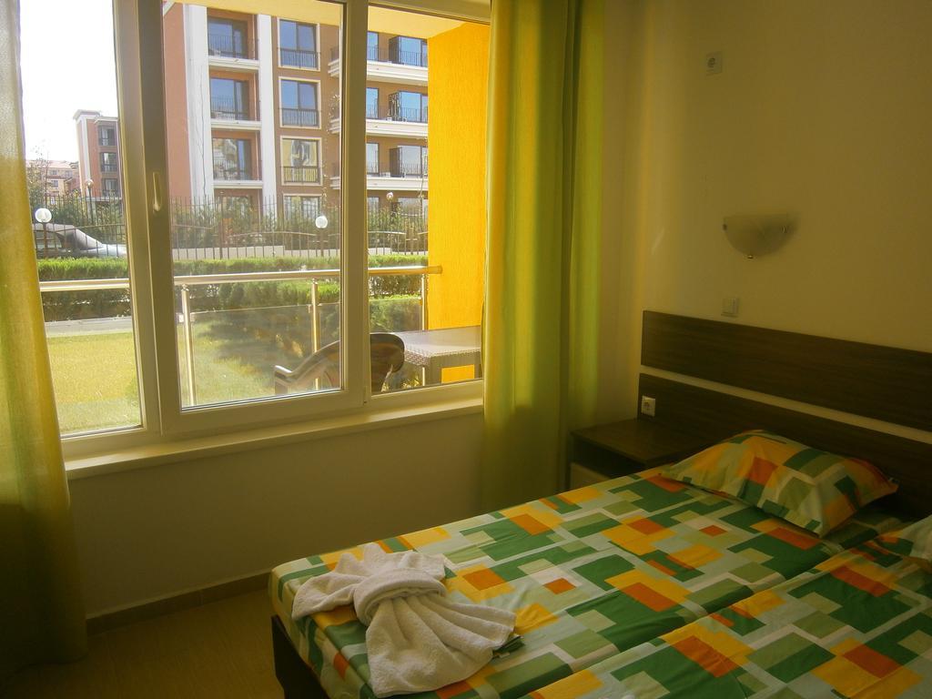 Anna Marina Apartments Свети-Влас Номер фото