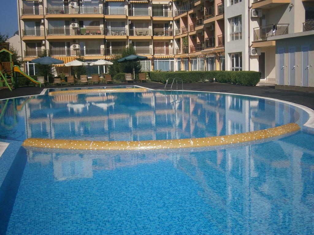 Anna Marina Apartments Свети-Влас Экстерьер фото