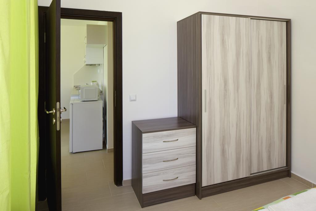 Anna Marina Apartments Свети-Влас Экстерьер фото