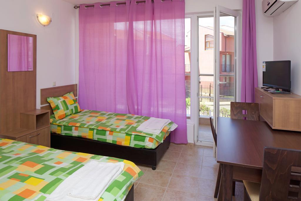 Anna Marina Apartments Свети-Влас Экстерьер фото