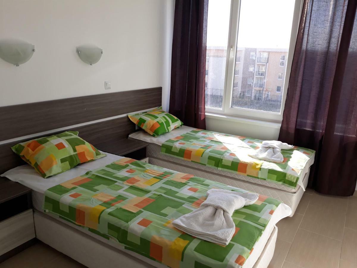 Anna Marina Apartments Свети-Влас Экстерьер фото